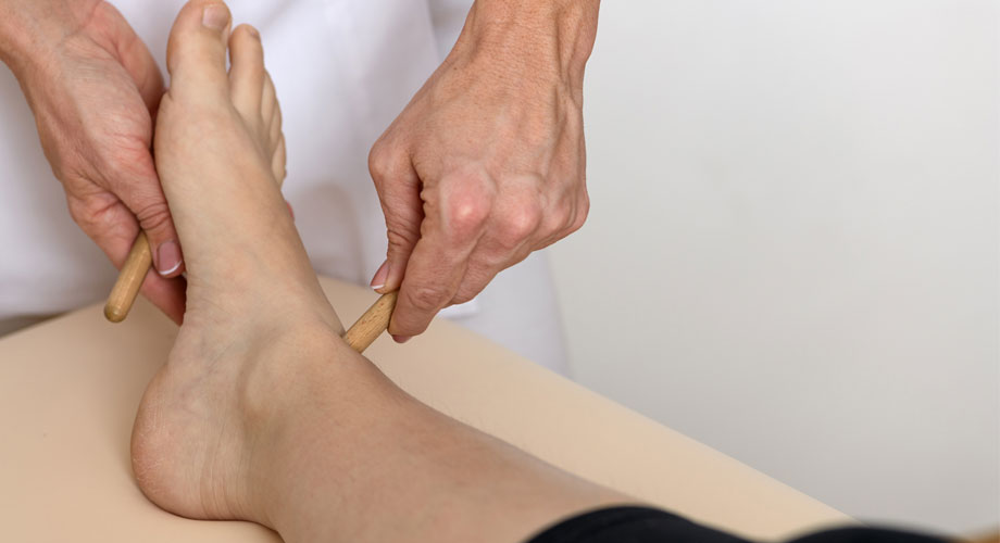 Acupressure for chronic back ache Acupressure for chronic back ache
